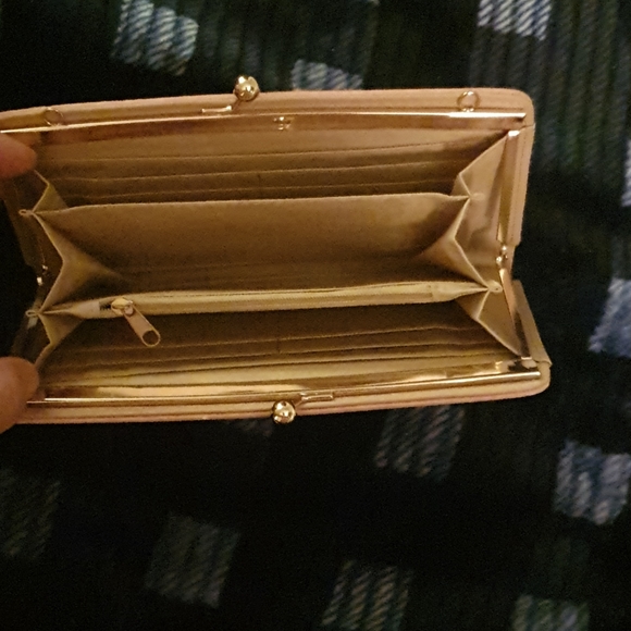 Pink Wallets - Picture 2 of 3